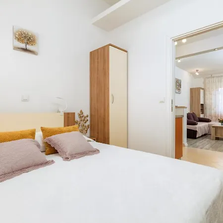 Apartment Relax Ive Pula